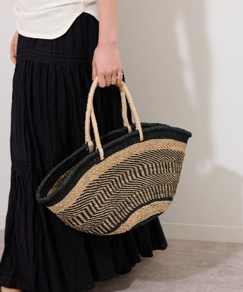 The Bagmati（ザバグマティ）の「【BAGMATI/バグマティ】ビッグラウンドカゴバッグ（かごバッグ・レディース・ブラック/オレンジ・FREE）」の7枚目の写真