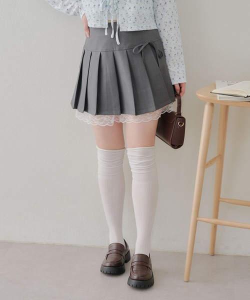 Another Branch olive des olive（アナザーブランチオリーブデオリーブ）の「裾レースミニプリーツスカート（スカート・レディース・ブラック/チャコールグレー・FREE）」の21枚目の写真