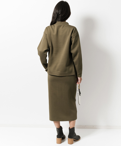 AMERICAN RAG CIE（アメリカンラグシー）の「AMERICAN RAG CIEシルエットダンボールスカート/210-AHS-L161-SK006（スカート・レディース・ブラック/カーキ・FREE）」の5枚目の写真