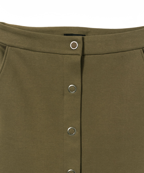 AMERICAN RAG CIE（アメリカンラグシー）の「AMERICAN RAG CIEシルエットダンボールスカート/210-AHS-L161-SK006（スカート・レディース・ブラック/カーキ・FREE）」の15枚目の写真