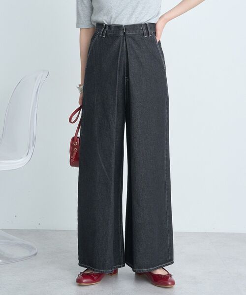 earth music&ecology（アースミュージックアンドエコロジー）の「フロントタックデニムパンツ（デニムパンツ・レディース・ライトインディゴブルー/ブラック・S/M）」の18枚目の写真