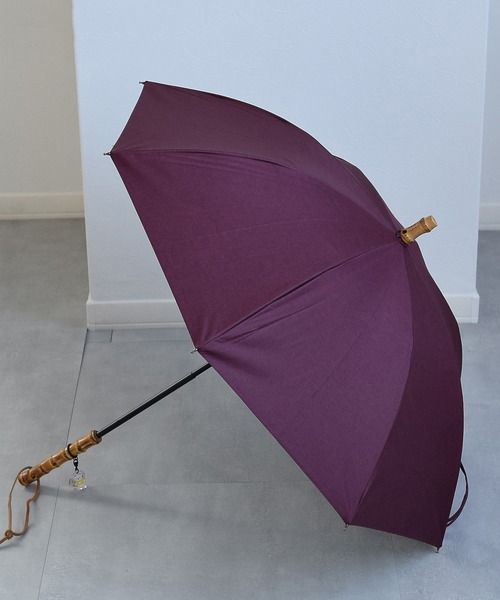 utatane（ウタタネ）の「utatane×Kuovi 日傘 完全遮光100％ 晴雨兼用 utataneくまちゃん＆果樹園 チャーム付 ストレートハンドル（長傘・レディース・イエロー/レッド/グリーン/ワイン・FREE）」の21枚目の写真