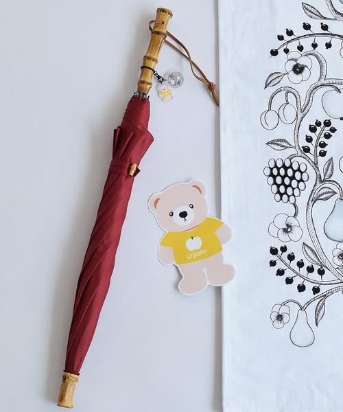 utatane（ウタタネ）の「utatane×Kuovi 日傘 完全遮光100％ 晴雨兼用 utataneくまちゃん＆果樹園 チャーム付 ストレートハンドル（長傘・レディース・イエロー/レッド/グリーン/ワイン・FREE）」の16枚目の写真