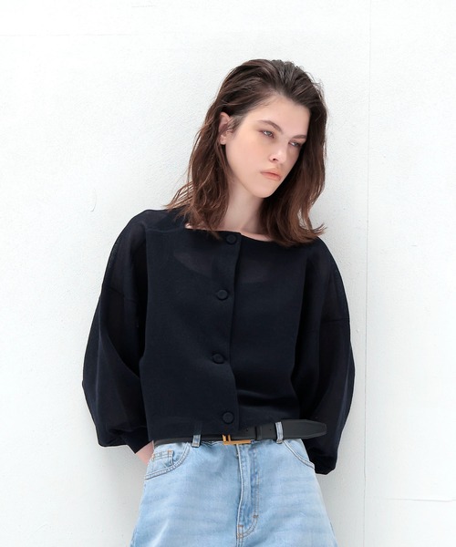 DRESSLAVE（ドレスレイブ）の「ALLONGE sheer cardigan(シアーカーディガン)（カーディガン/ボレロ・レディース・ホワイト/グレー/イエロー/ブルー/ネイビー/レッド・38）」の3枚目の写真