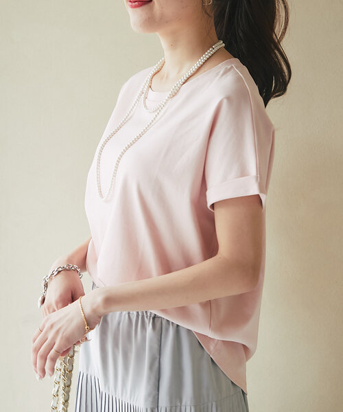 La boutique BonBon（ラブティックボンボン）の「【名品・二の腕すっきり見え】ターンバックスリーブカットソー（Tシャツ/カットソー・レディース・ピンク/ネイビー/サックスブルー/オフホワイト/ブラック・FREE）」の14枚目の写真