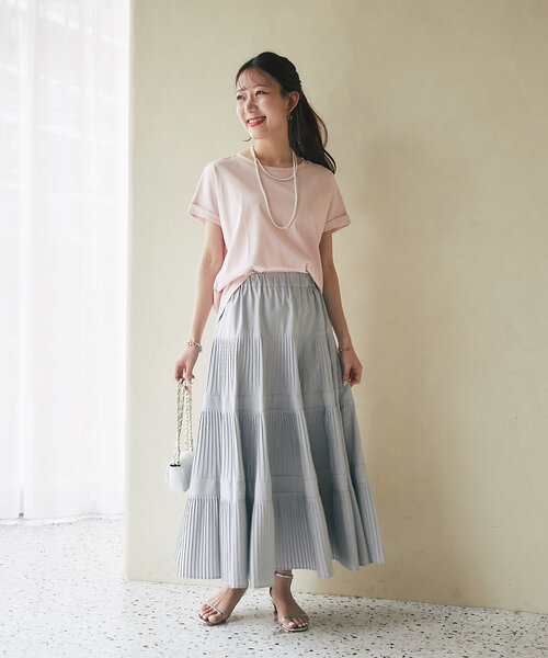 La boutique BonBon（ラブティックボンボン）の「【名品・二の腕すっきり見え】ターンバックスリーブカットソー（Tシャツ/カットソー・レディース・ピンク/ネイビー/サックスブルー/オフホワイト/ブラック・FREE）」の20枚目の写真