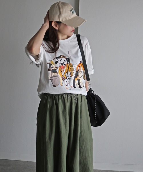 COURO（コウロ）の「アウトドアアニマルプリントTシャツ（Tシャツ/カットソー・レディース・ブラック系/ホワイト/ブラック/チャコール/オートミール/ホワイト系/チャコールグレー/ライトグレー系・L/M/XL）」の12枚目の写真