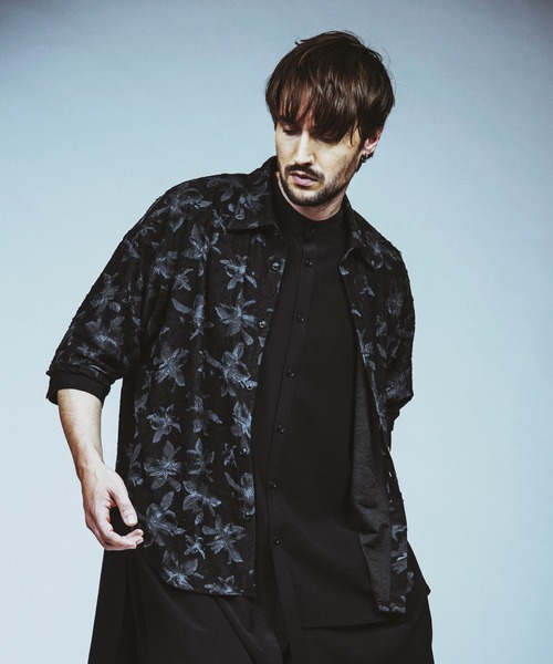 NO ID.(ノーアイディ)の「【NO ID.】Sheer Flower JQ Big Shirt / シアー フラワー JQ ビッグ シャツ(シャツ/ブラウス・メンズ・ブラック/ホワイト・ONE SIZE)」の8枚目の写真