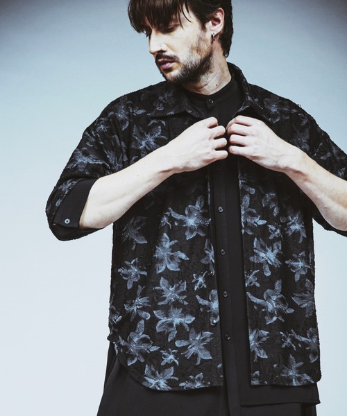 NO ID.(ノーアイディ)の「【NO ID.】Sheer Flower JQ Big Shirt / シアー フラワー JQ ビッグ シャツ(シャツ/ブラウス・メンズ・ブラック/ホワイト・ONE SIZE)」の5枚目の写真