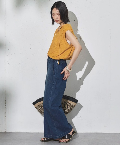 Doux archives(ドゥアルシーヴ)の「レースノースリブラウス(シャツ/ブラウス・レディース・イエロー/サックスブルー/オフホワイト・FREE)」の7枚目の写真