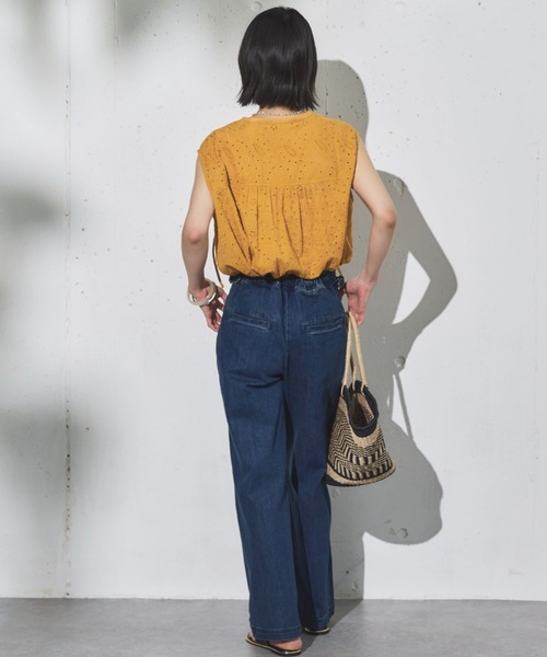 Doux archives(ドゥアルシーヴ)の「レースノースリブラウス(シャツ/ブラウス・レディース・イエロー/サックスブルー/オフホワイト・FREE)」の8枚目の写真