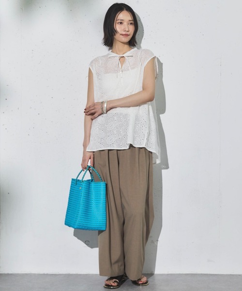 Doux archives(ドゥアルシーヴ)の「レースノースリブラウス(シャツ/ブラウス・レディース・イエロー/サックスブルー/オフホワイト・FREE)」の22枚目の写真