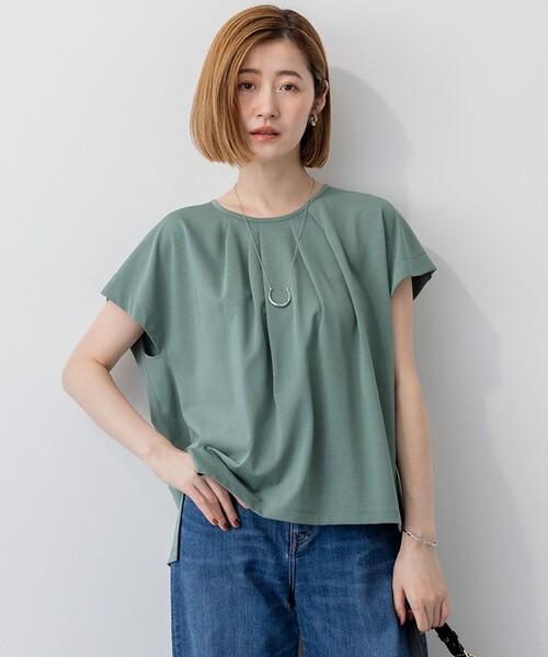 23区 L(ニジュウサンクオオキイサイズ)の「【接触冷感/洗える】ツイストコットンプレーティング タックデザイン カットソー(Tシャツ/カットソー・レディース・グレー系/ホワイト系/ライトオレンジ系/モスグリーン系/ブラウン系/ブラック系・46/44)」の5枚目の写真