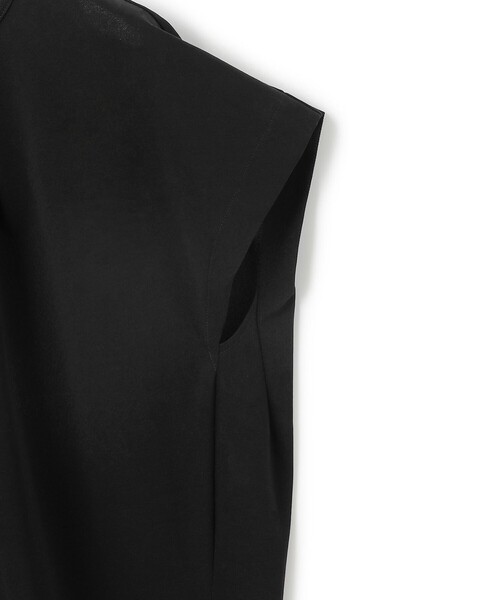 23区 L(ニジュウサンクオオキイサイズ)の「【接触冷感/洗える】ツイストコットンプレーティング タックデザイン カットソー(Tシャツ/カットソー・レディース・グレー系/ホワイト系/ライトオレンジ系/モスグリーン系/ブラウン系/ブラック系・46/44)」の15枚目の写真