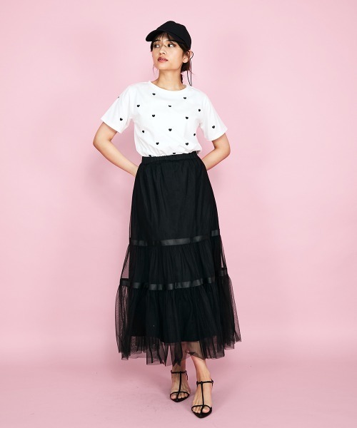 QUEENS COURT(クイーンズコート)の「ハートシシュウTシャツ≪洗濯機で洗える≫(Tシャツ/カットソー・レディース・ブラック/オフホワイト・M)」の11枚目の写真