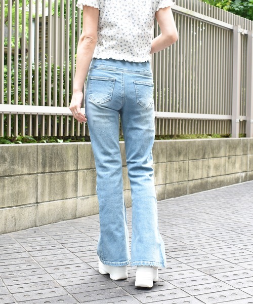 FUN(ファン)の「デニムフレアーパンツ(デニムパンツ・レディース・ブラック/ブラック系その他/ブルー/ネイビー/ブラック×ホワイト・XS-Short/XS-Long/S-Short/S-Long/M-Short/M-Long/L-Short/L-Long/XL-Short/XL-Long)」の15枚目の写真