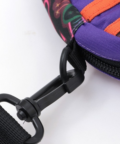 チチカカ(チチカカ)の「ミニマルチショルダーバッグ(ショルダーバッグ・レディース・パープル/ベージュ/ブラック・FREE)」の19枚目の写真