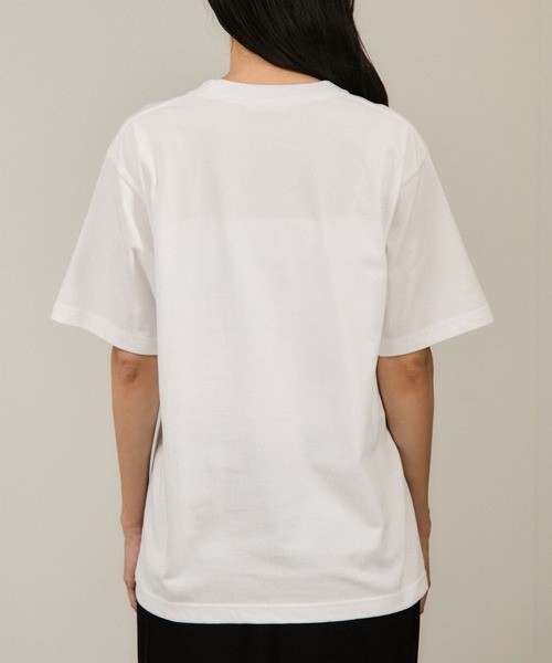 SALON adam et rope'（サロン アダム エ ロペ）の「【WEB限定】マティスアートTシャツ（Tシャツ/カットソー・レディース・ホワイト/ホワイト系その他2/ホワイト系その他4・FREE）」の22枚目の写真