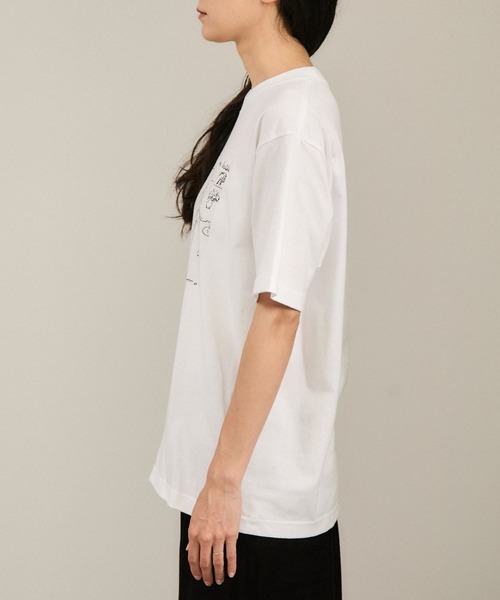 SALON adam et rope'（サロン アダム エ ロペ）の「【WEB限定】マティスアートTシャツ（Tシャツ/カットソー・レディース・ホワイト/ホワイト系その他2/ホワイト系その他4・FREE）」の21枚目の写真