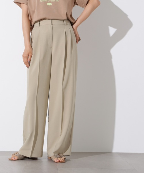 N.（N. Natural Beauty Basic）（エヌエヌナチュラルビューティーベーシック）の「ドライタッチツータックワイドパンツ（スラックス・レディース・チャコールグレー/ブラウン/ベージュ・MEDIUM/SMALL）」の2枚目の写真