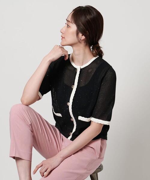 UNITED ARROWS(ユナイテッドアローズ)の「メッシュ スパンコール ニットカーディガン -ウォッシャブル-(カーディガン/ボレロ・レディース・オフホワイト/ブラック/ネイビー・FREE)」の3枚目の写真
