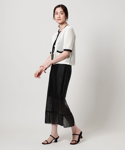 UNITED ARROWS(ユナイテッドアローズ)の「メッシュ スパンコール ニットカーディガン -ウォッシャブル-(カーディガン/ボレロ・レディース・オフホワイト/ブラック/ネイビー・FREE)」の6枚目の写真