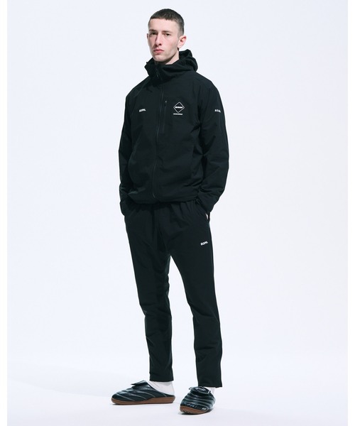 F.C.Real Bristol（エフシーレアルブリストル）の「THERMAL-LINING TRACK PANTS（その他パンツ・メンズ・ブラック/カーキ・SMALL/MEDIUM/LARGE/X-LARGE/XX-LARGE）」の5枚目の写真