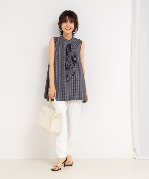 NOLLEY’S（ノーリーズ）の「リボンAラインシャツ（シャツ/ブラウス・レディース・ホワイト/サックスブルー/ブラック/ブラック系その他・38）」の16枚目の写真