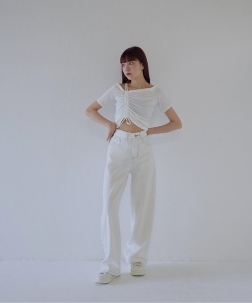Uenui(ウニュイ)の「【 cunii 】 アシメオフショルドロストトップス(Tシャツ/カットソー・レディース・ホワイト/ブラック・FREE)」の6枚目の写真