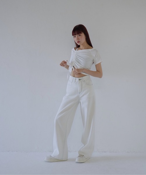 Uenui(ウニュイ)の「【 cunii 】 アシメオフショルドロストトップス(Tシャツ/カットソー・レディース・ホワイト/ブラック・FREE)」の8枚目の写真