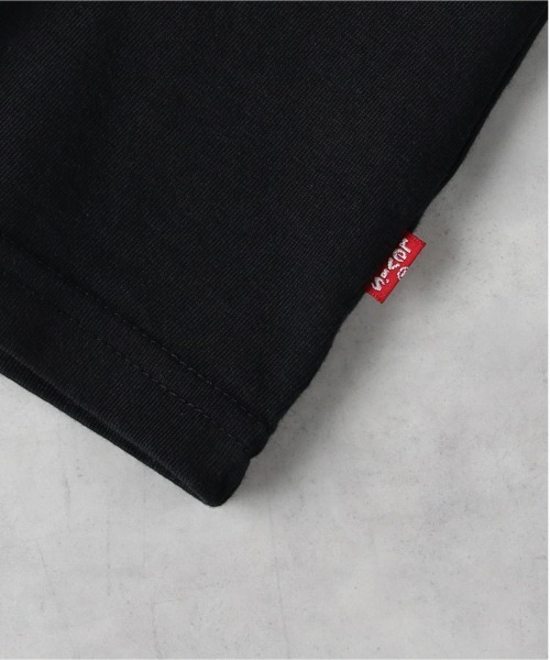 Levi's(リーバイス)の「【Levi's】「RELAXED FIT TEE」リラックスドフィットTシャツ(Tシャツ/カットソー・メンズ・ブラック・M/L/S)」の9枚目の写真