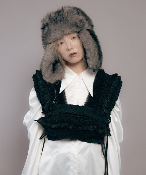 完売品　Carmelo Ange frill vest White Ange frill vest（ベスト）｜Carmelo（カーメロ）のファッション通販