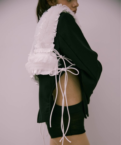 完売品　Carmelo Ange frill vest White Ange frill vest（ベスト）｜Carmelo（カーメロ）のファッション通販