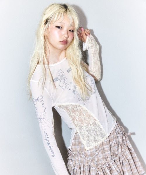 Candy Stripper(キャンディストリッパー)の「TATTOO LACE SHEER トップス(Tシャツ/カットソー・レディース・ベージュ/オフホワイト/ブラック・FREE)」の6枚目の写真