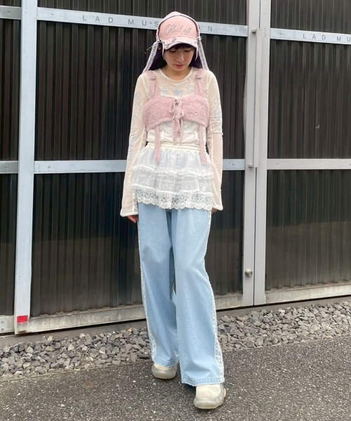 Candy Stripper(キャンディストリッパー)の「TATTOO LACE SHEER トップス(Tシャツ/カットソー・レディース・ベージュ/オフホワイト/ブラック・FREE)」の13枚目の写真