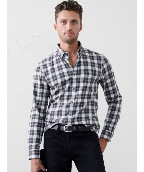 BANANA REPUBLIC FACTORY STORE(バナナリパブリック ファクトリーストア)の「BANANA REPUBLIC FACTORY STORE ライトウェイト フランネル シャツ(シャツ/ブラウス・メンズ・ベージュ/チャコールグレー/ネイビー/オレンジ/マルチ/カーキ/グレー・L/XL/M/S)」の2枚目の写真