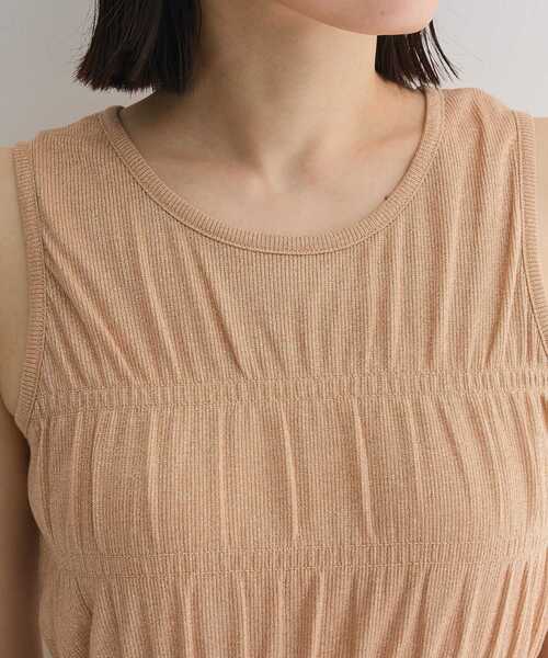 Petit fleur(プチフルール)の「・Petit Fleur シャーリングラメタンクトップ(タンクトップ・レディース・ベージュ/ゴールド/ホワイト/シルバー・FREE)」の17枚目の写真