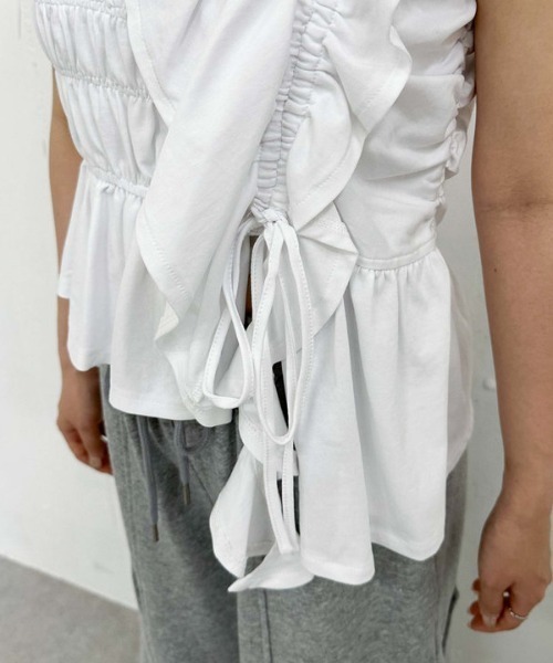 archives(アルシーヴ)の「フリルドロストノースリーブTOPS(Tシャツ/カットソー・レディース・オフホワイト/ブラック/ブラウン・MEDIUM)」の17枚目の写真