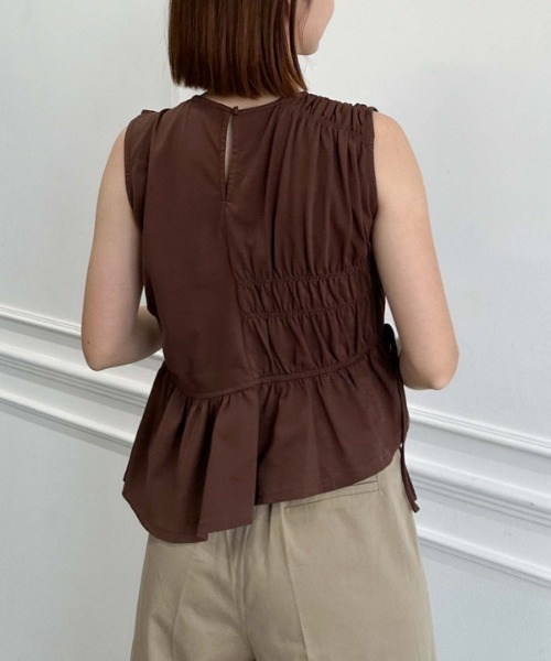 archives(アルシーヴ)の「フリルドロストノースリーブTOPS(Tシャツ/カットソー・レディース・オフホワイト/ブラック/ブラウン・MEDIUM)」の21枚目の写真