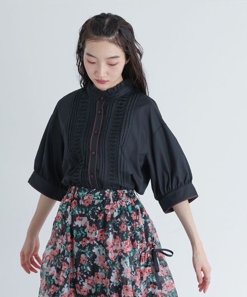 somari imagination（ソマリ イマジネーション）の「『ピンタック配色パイピングブラウス』（シャツ/ブラウス・レディース・ブルー/ブラック・2/1）」の17枚目の写真