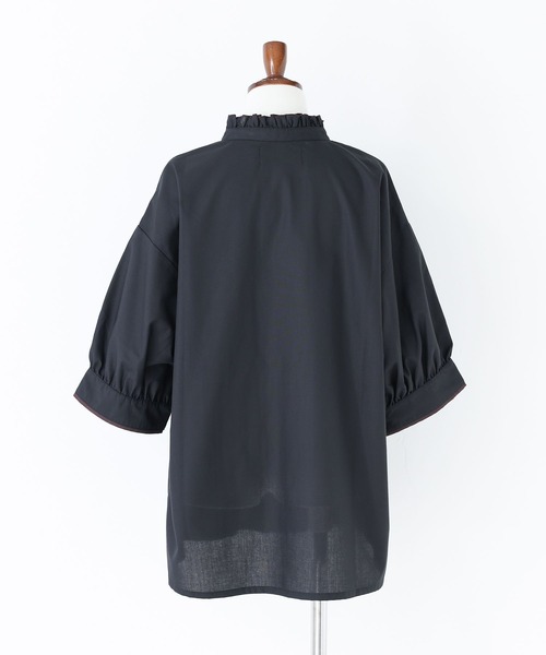 somari imagination（ソマリ イマジネーション）の「『ピンタック配色パイピングブラウス』（シャツ/ブラウス・レディース・ブルー/ブラック・2/1）」の12枚目の写真