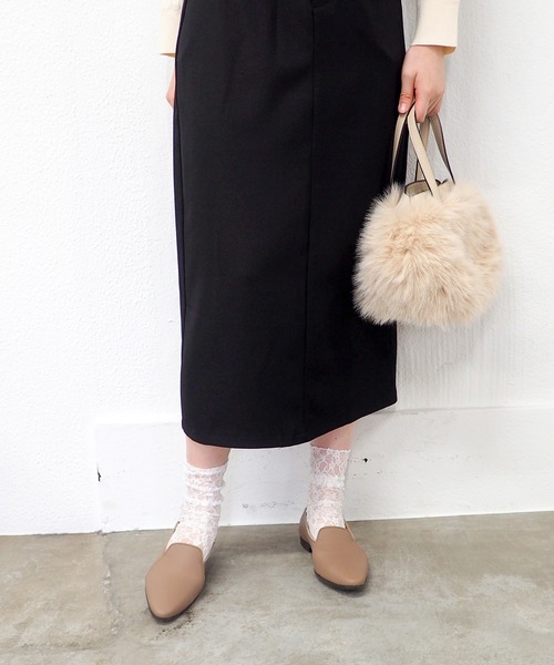 ENあしながおじさん（エンアシナガオジサン）の「防水│ポインテッドシューズ　5360605（パンプス・レディース・ブロンズ/ブラック/グレイッシュベージュ・22.5cm/23cm/23.5cm/24cm/24.5cm）」の11枚目の写真