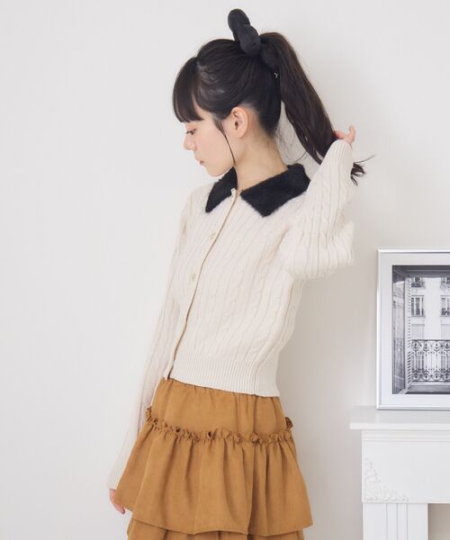 ems excite(エムズエキサイト)の「シャギー襟ケーブルカーディガン(ニット/セーター・レディース・ワインレッド/ダークグレー/ナチュラル・FREE)」の12枚目の写真