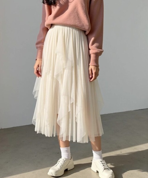 cammie(キャミー)の「ランダムチュールフレアスカート(スカート・レディース・アイボリー/ブラック・MEDIUM/LARGE)」の3枚目の写真
