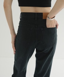 CLANE（クラネ）の「CENTER PRESS STRAIGHT DENIM（デニムパンツ