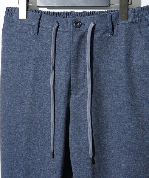 ABAHOUSE（アバハウス）の「【360°ストレッチ】ノータック リバーポンチ イージーパンツ / スリムテーパード（その他パンツ・メンズ・ベージュ/ダークネイビー/チャコールグレー・48/46/44/50）」の9枚目の写真