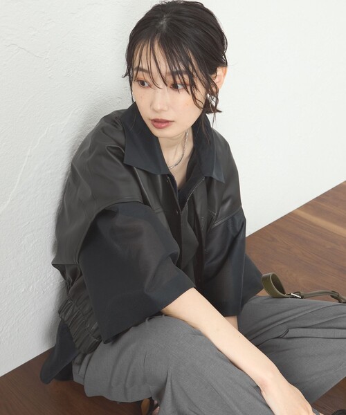 CAST:（キャストコロン）の「【着回し抜群】レザーライクジレ（ベスト・レディース・ブラック/ブラウン系その他5・S/M）」の8枚目の写真