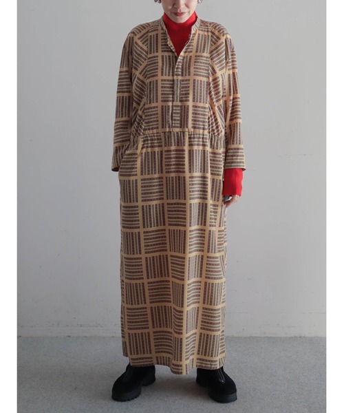 ヴィンテージスカーフPT スタンドネックワンピース | NOMBRE IMPAIR