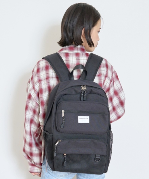 LOVETOXIC（ラブトキシック）の「【LTXC】【容量23L】【撥水】メッシュポケットリュック（バックパック/リュック・キッズ・カラフル/ブラック・F）」の5枚目の写真