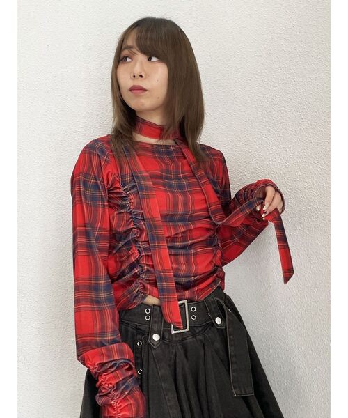 jouetie(ジュエティ)の「シアーベロアチョーカートップス(Tシャツ/カットソー・レディース・アイボリー/ブラック/レッド・MEDIUM)」の5枚目の写真